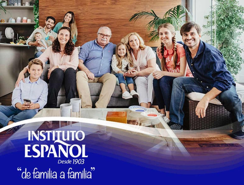 De Familia a Familia